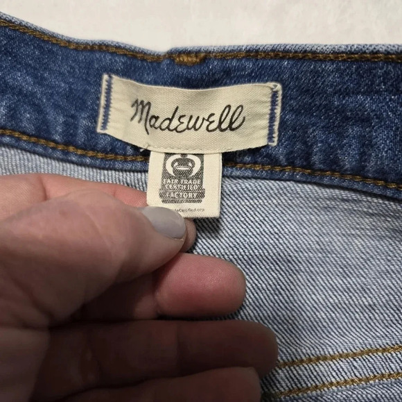Madewell High Rise Denim Shorts, Raw Hem, Medium Blue Wash, Size 27, EUC! - Picture 9 of 10